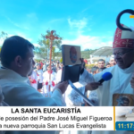 Obispo de Danlí entrega llave de Parroquia a sacerdote Miguel Figueroa